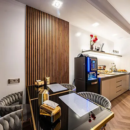 Sofia Ultra Collection Nocleg ze śniadaniem 4*