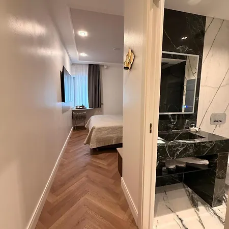 Sofia Ultra Collection 4* Roma
